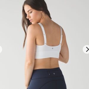 EUC Lululemon Both Ways Bra white size 6